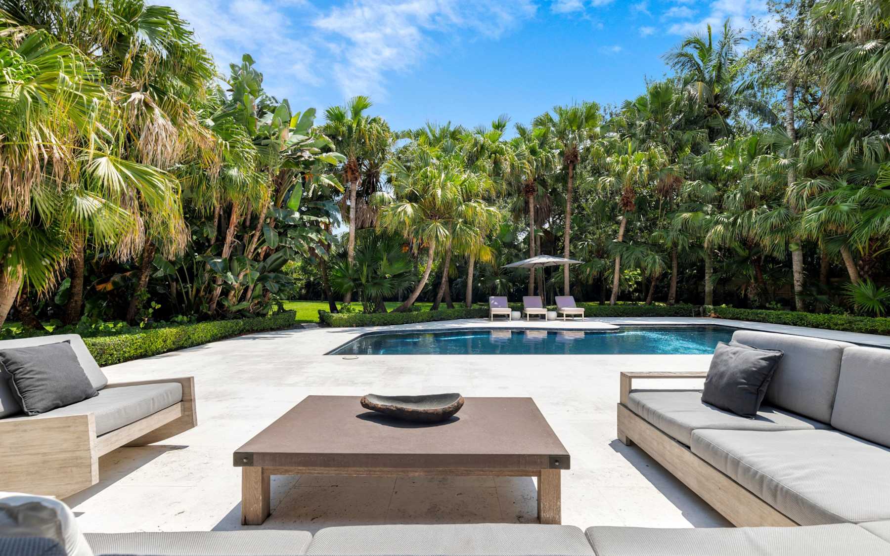 Poolside home in Marco Island